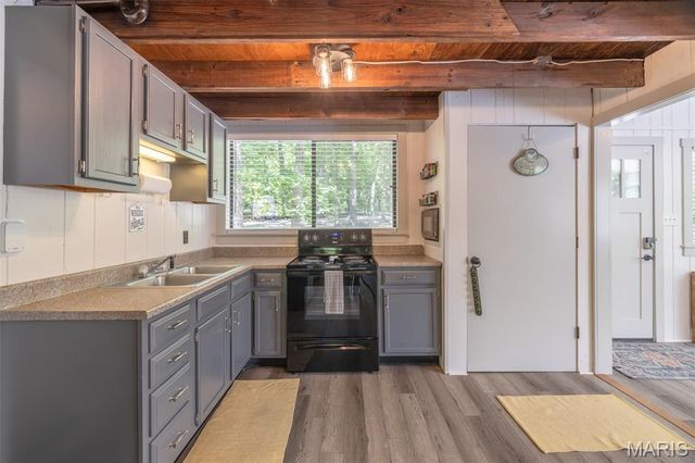 962 Woodlake Drive, Innsbrook, MO 63390