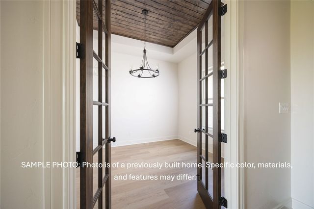 7020 Skipping Rock Path, Bryan, TX 77808