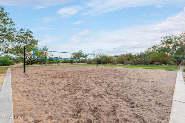 2425 W BRONCO BUTTE Trail 1049, Phoenix, AZ 85085