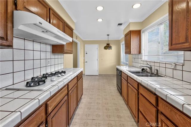 6652 Killarney, Garden Grove, CA 92845