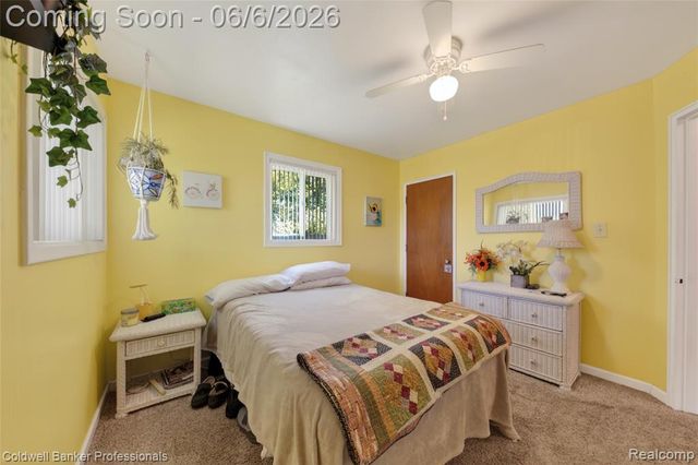 373 Tilmor Drive, Waterford, MI 48328