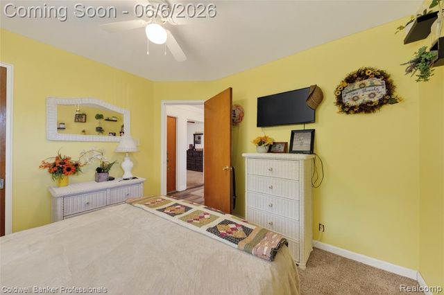 373 Tilmor Drive, Waterford, MI 48328