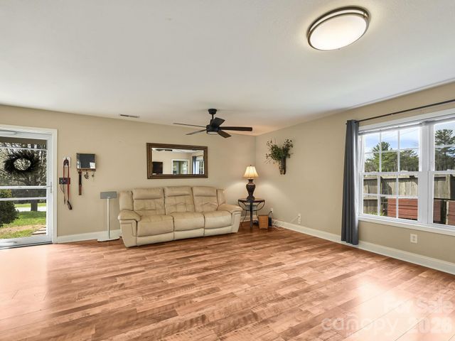 7 Mahogany Road, Arden, NC 28704