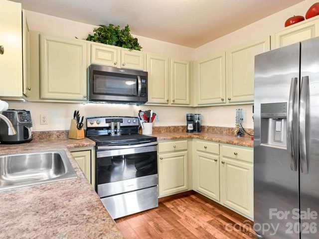 7 Mahogany Road, Arden, NC 28704