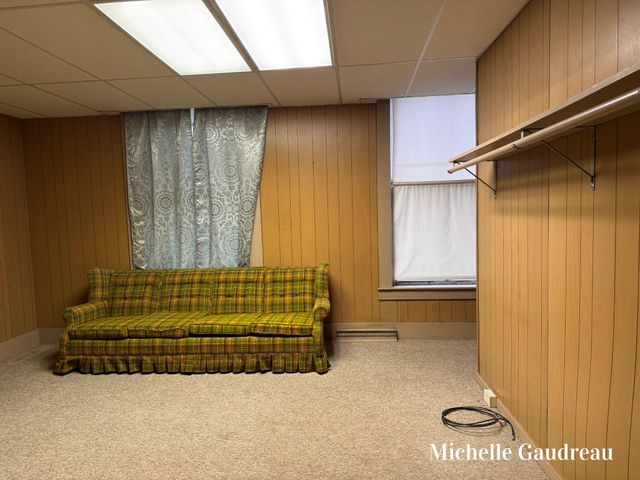 116 W Main Street Se, Caledonia Vlg, MI 49316