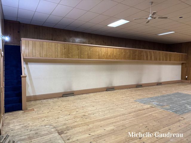 116 W Main Street Se, Caledonia Vlg, MI 49316