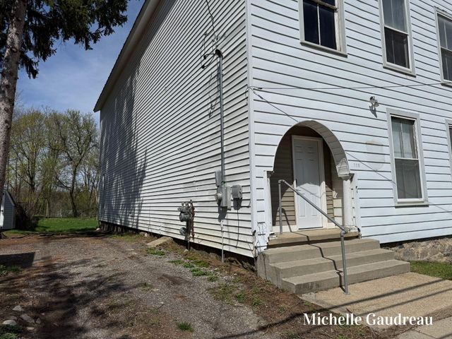 116 W Main Street Se, Caledonia Vlg, MI 49316