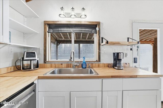 32936 Dans Court, Soldotna, AK 99669