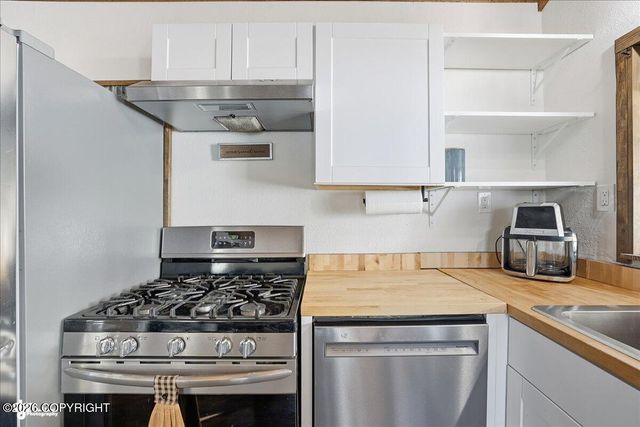 32936 Dans Court, Soldotna, AK 99669