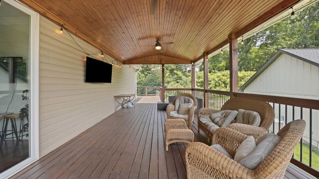 323 Pine Ridge Road, Chattanooga, TN 37405