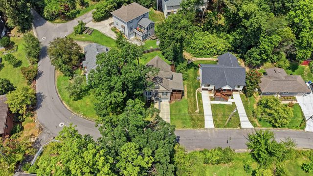 323 Pine Ridge Road, Chattanooga, TN 37405