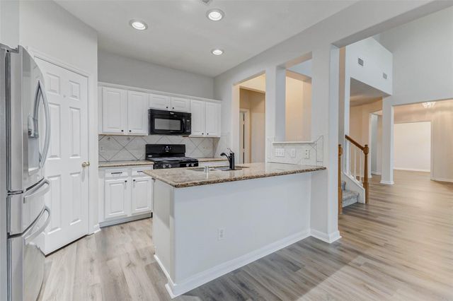 10210 Thornmont Lane, Houston, TX 77070