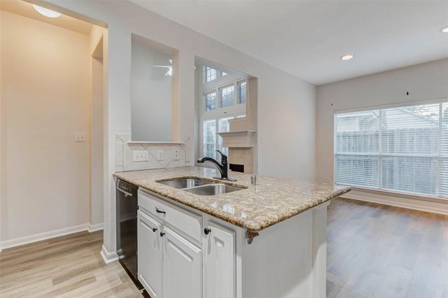 10210 Thornmont Lane, Houston, TX 77070