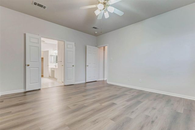 10210 Thornmont Lane, Houston, TX 77070