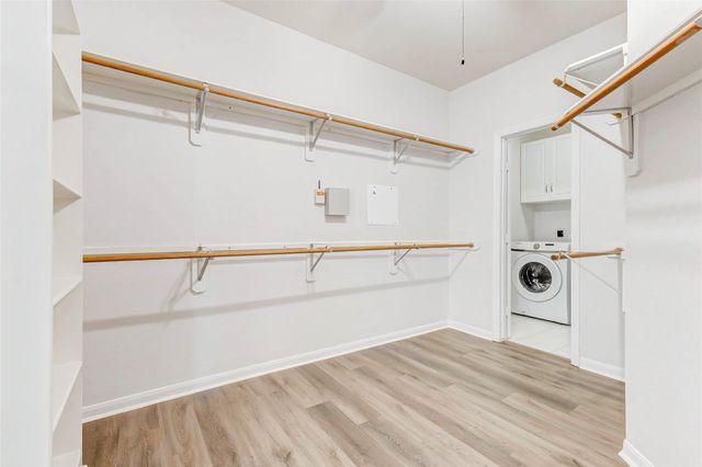 10210 Thornmont Lane, Houston, TX 77070