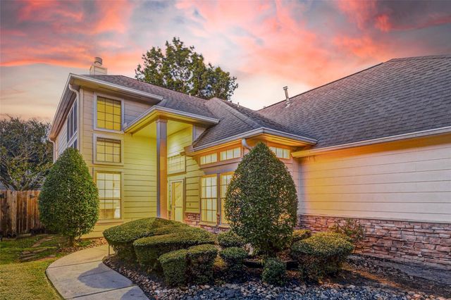 10210 Thornmont Lane, Houston, TX 77070