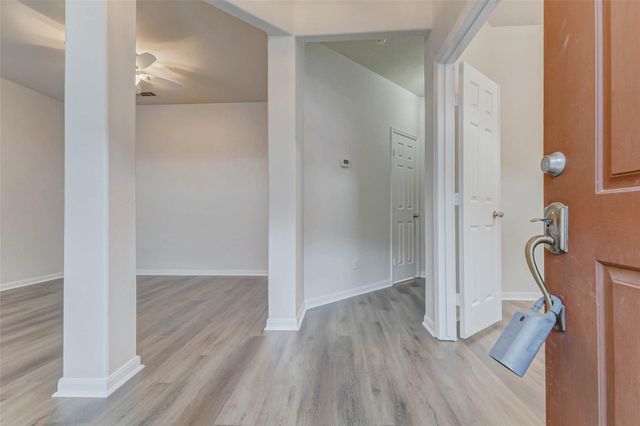 10210 Thornmont Lane, Houston, TX 77070