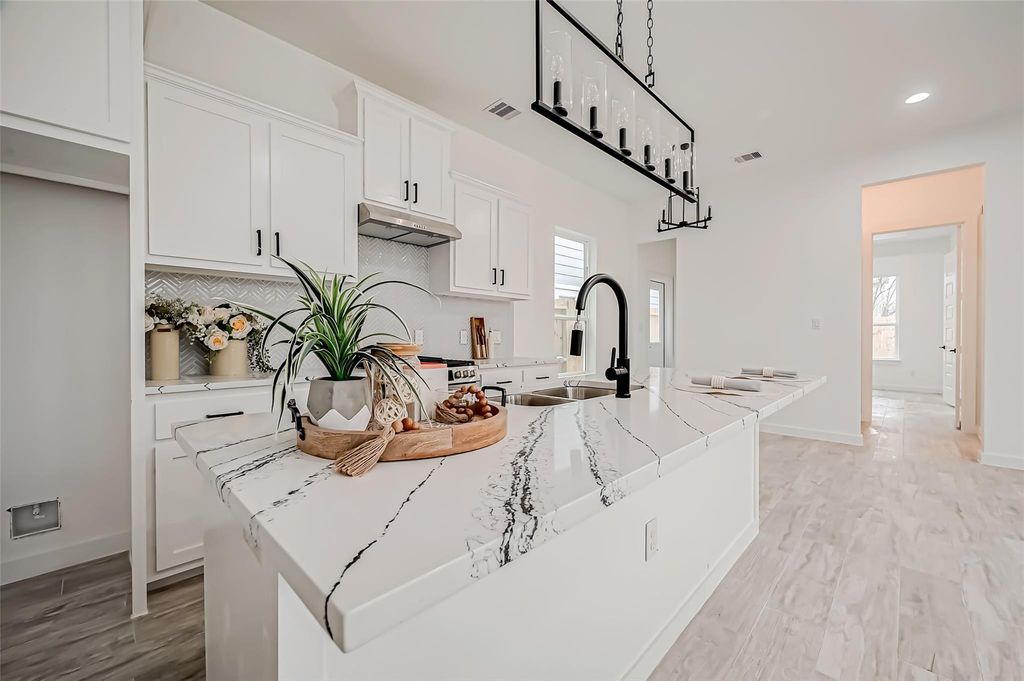 9418 Madera Road, Houston, TX 77078