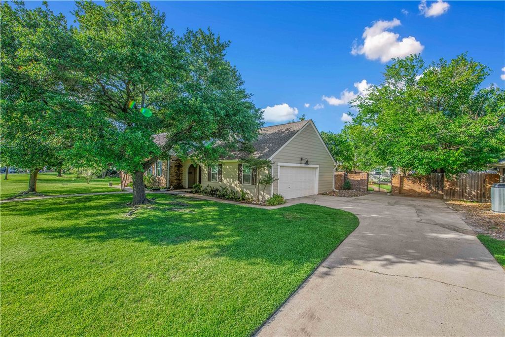 3711 Sunnybrook Lane, Bryan, TX 77802 — photo 5