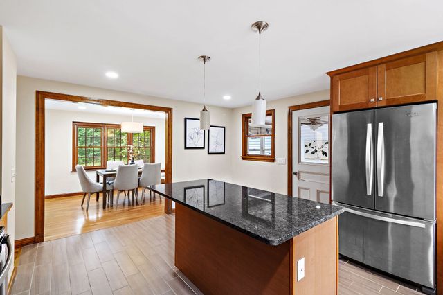 217 Hudson Rd, Stow, MA 01775