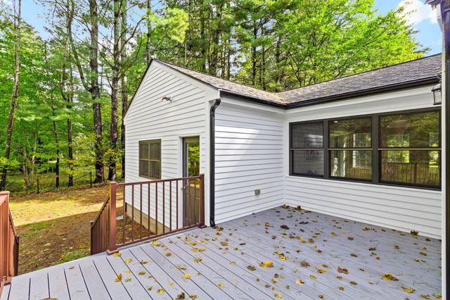 217 Hudson Rd, Stow, MA 01775