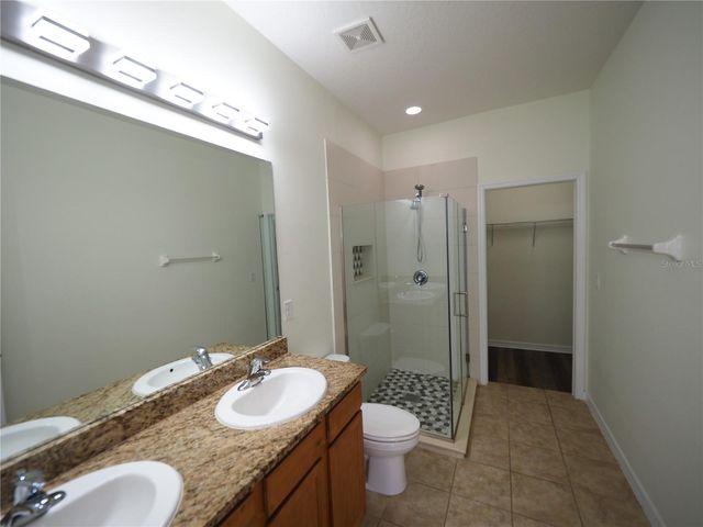 8140 ENCLAVE WAY 101, Sarasota, FL 34243