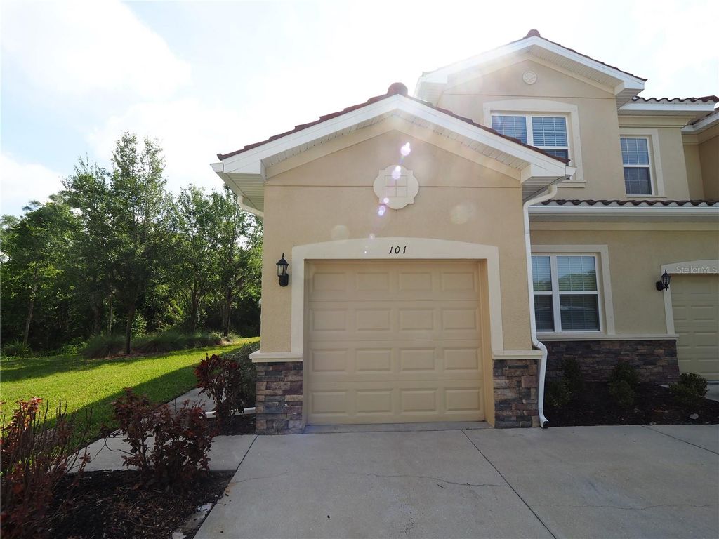 8140 ENCLAVE WAY 101, Sarasota, FL 34243