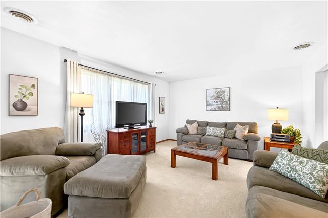 321 Falls Avenue, Dunbar Twp, PA 15425