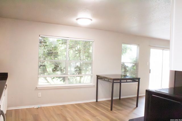 6903 Pecan Fall, Converse, TX 78109