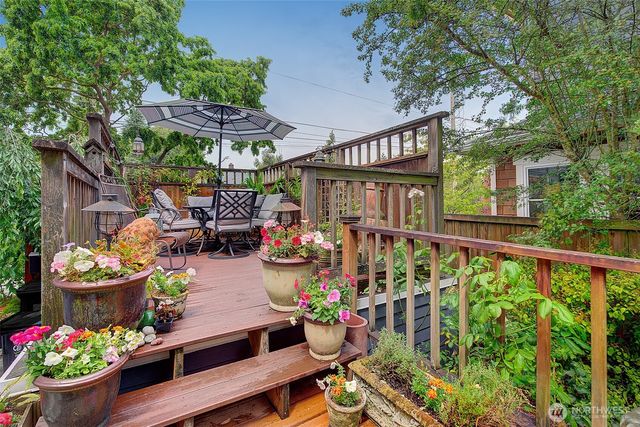 7418 8th Avenue NW, Seattle, WA 98117