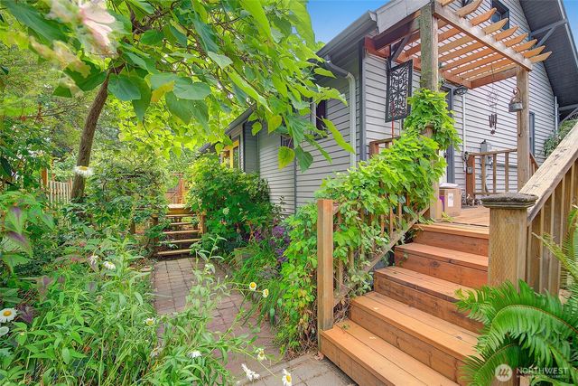 7418 8th Avenue NW, Seattle, WA 98117