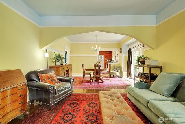 7418 8th Avenue NW, Seattle, WA 98117
