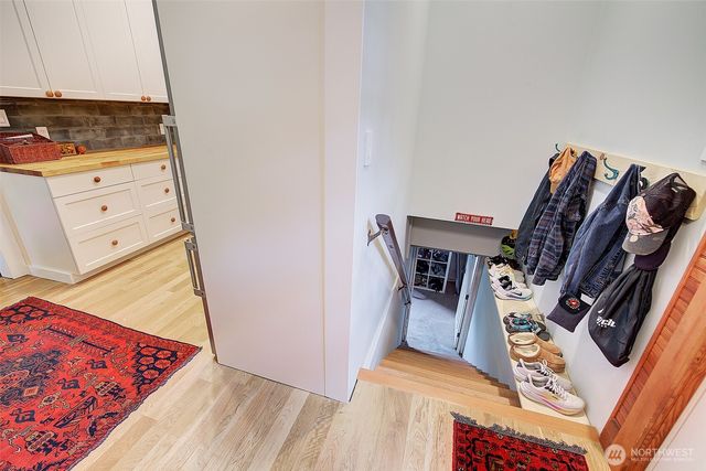7418 8th Avenue NW, Seattle, WA 98117