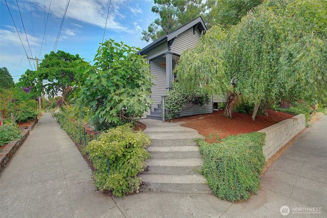 7418 8th Avenue NW, Seattle, WA 98117