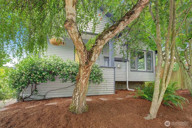 7418 8th Avenue NW, Seattle, WA 98117