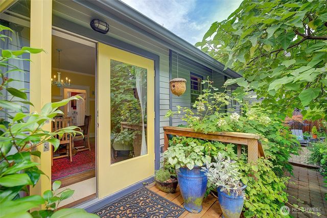7418 8th Avenue NW, Seattle, WA 98117