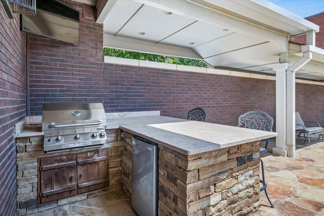 177 Summit Avenue, Southlake, TX 76092