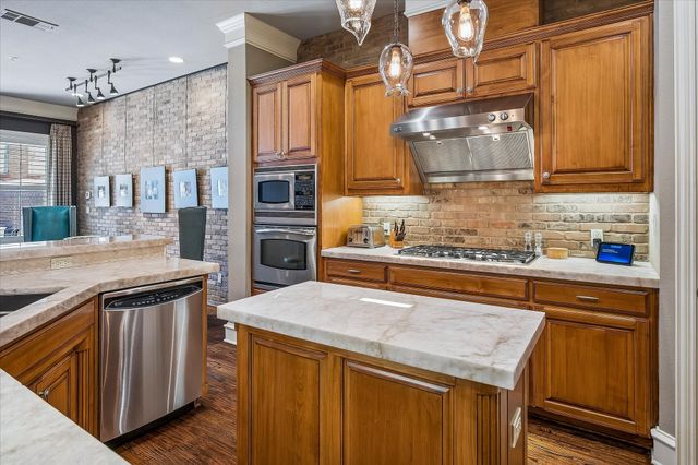 177 Summit Avenue, Southlake, TX 76092