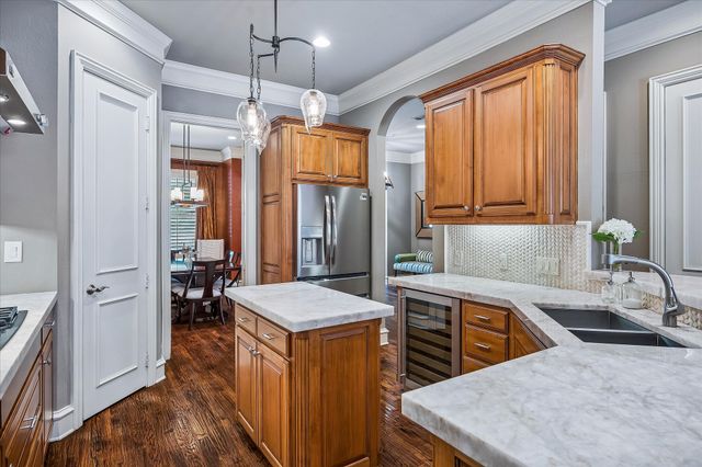 177 Summit Avenue, Southlake, TX 76092