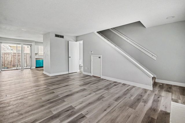 3919 Fairmont Parkway 113, Pasadena, TX 77504