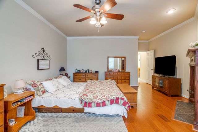 2952 Masters Court S, Burleson, TX 76028