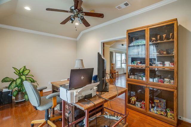 2952 Masters Court S, Burleson, TX 76028