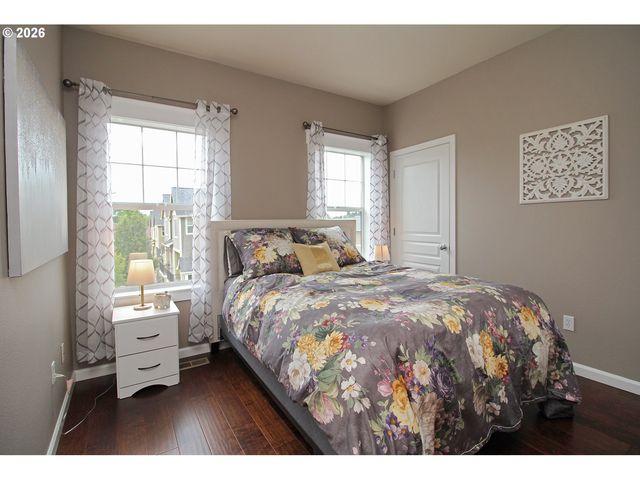 15560 Sw IVORY St, Beaverton, OR 97007