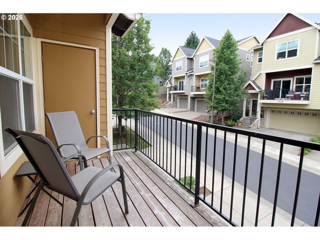 15560 Sw IVORY St, Beaverton, OR 97007