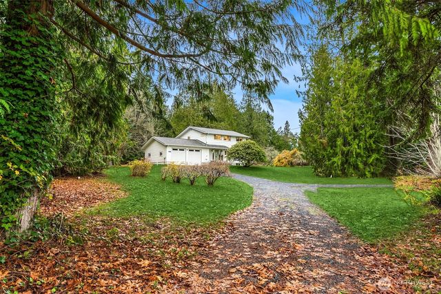 34031 Bonnieview Lane NE, Kingston, WA 98346