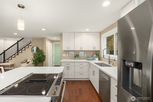 34031 Bonnieview Lane NE, Kingston, WA 98346