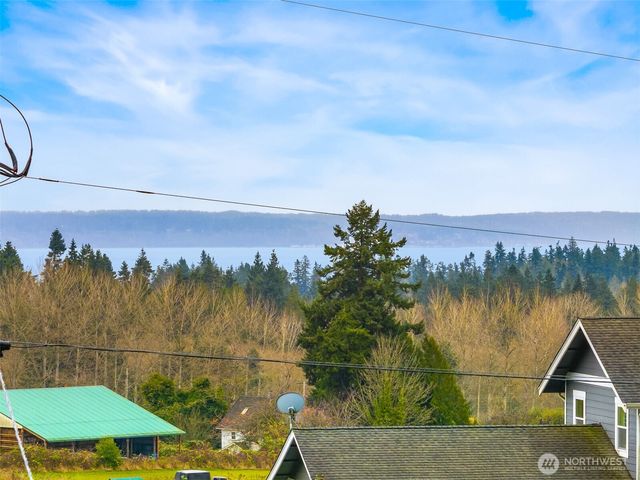 34031 Bonnieview Lane NE, Kingston, WA 98346