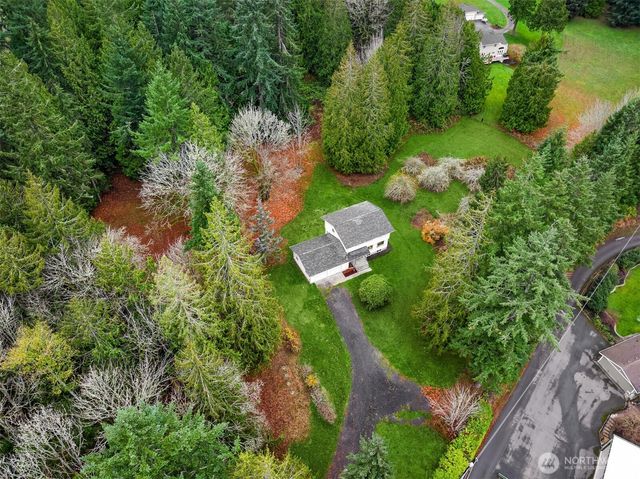 34031 Bonnieview Lane NE, Kingston, WA 98346