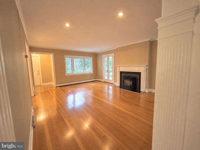 215 S CLAIRMONT DR, Salisbury, MD 21801