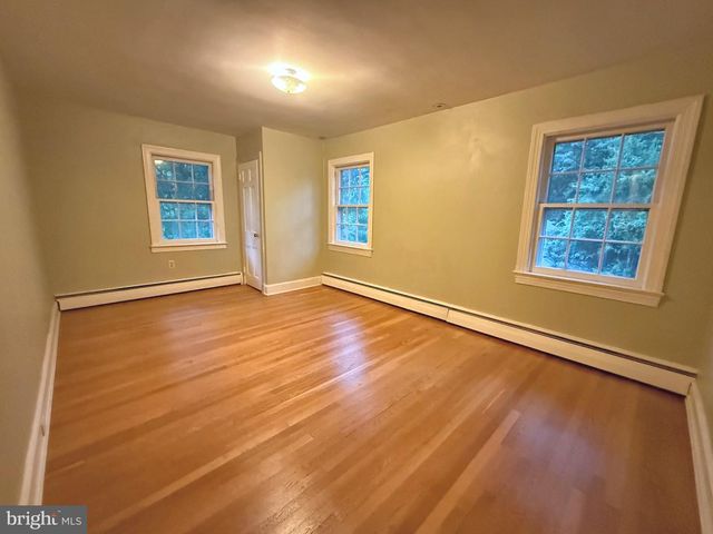215 S CLAIRMONT DR, Salisbury, MD 21801